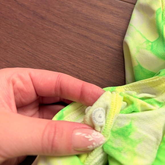 Lululemon Bra - Picture 3 of 3